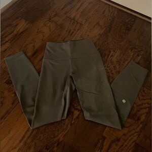 Lululemon wunder train leggings in carob brown color size 4